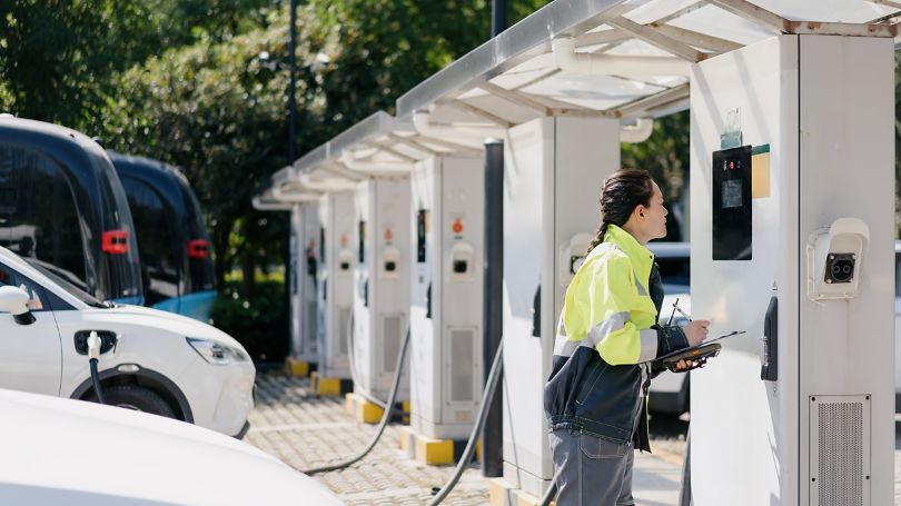 Electric bus charging station