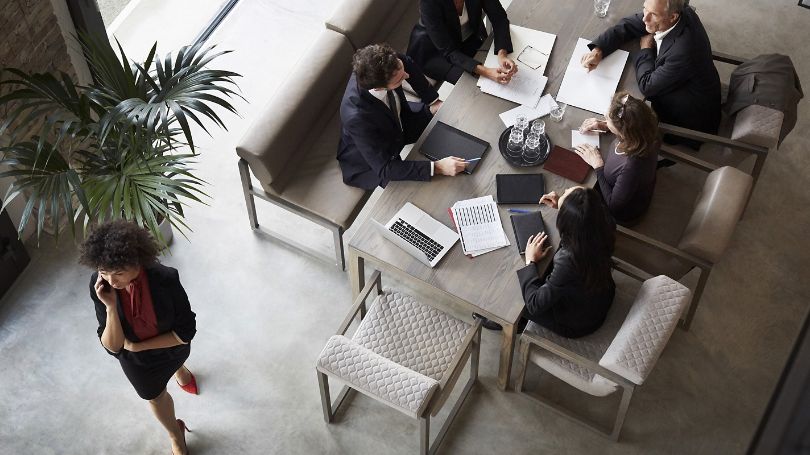 Personnes en reunion