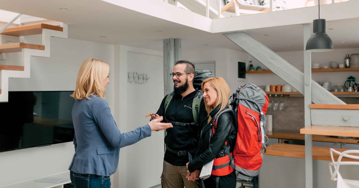 Homesharing insurance best practices for hosts and guests